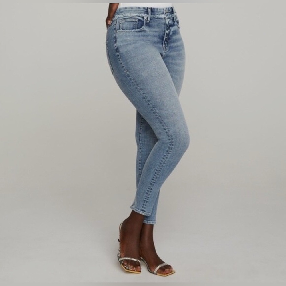 Good American Good Waist Extreme Deep V Distressed Skinny Jeans - Size 4/27